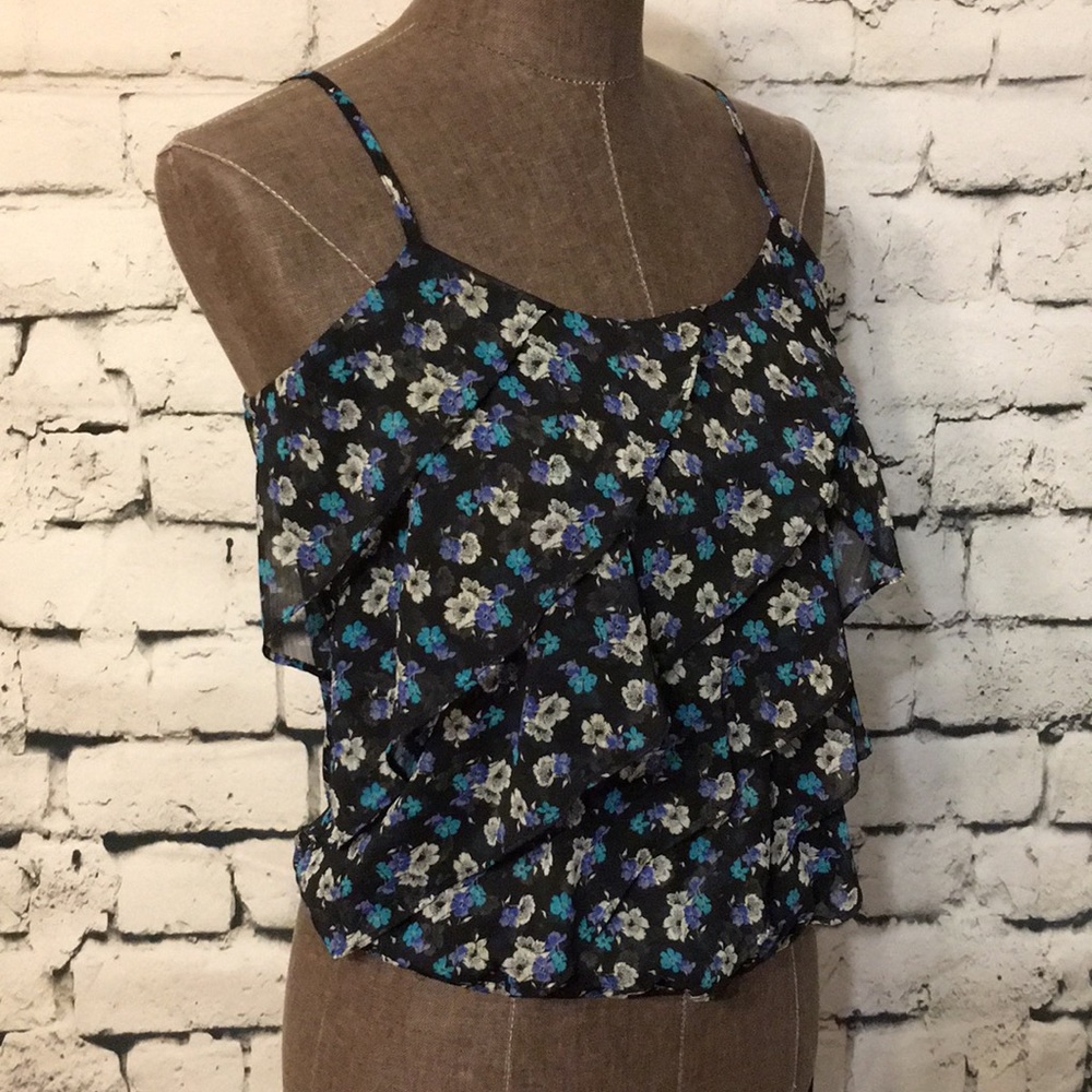 NWOT American Eagle Lightweight Floral Print Tiered Ruffle Top Small